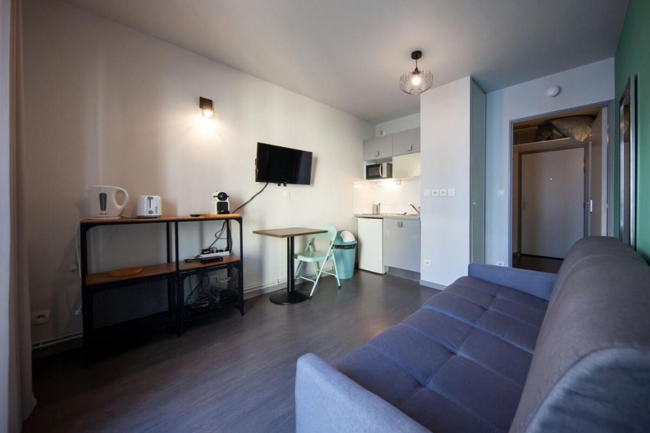 Apartamento Le Petit Hector -Studio Cosy Avec Parking -Debourg Lyon Exterior foto
