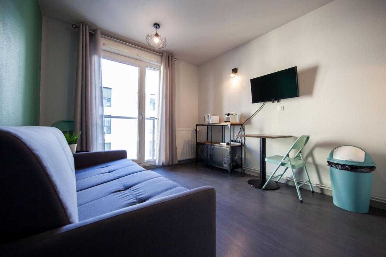 Apartamento Le Petit Hector -Studio Cosy Avec Parking -Debourg Lyon Exterior foto