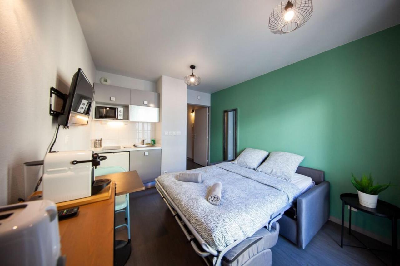 Apartamento Le Petit Hector -Studio Cosy Avec Parking -Debourg Lyon Exterior foto